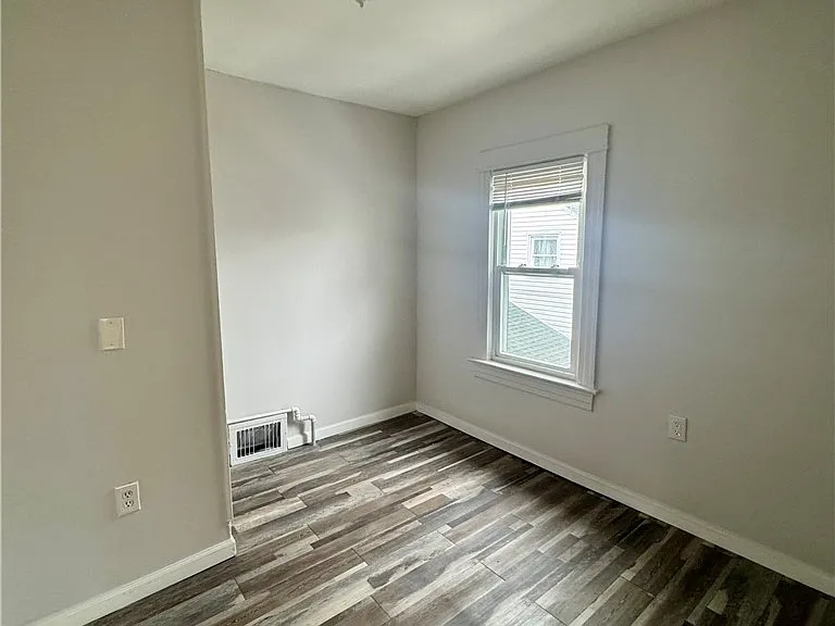 59 Clark Ave — Photo 12