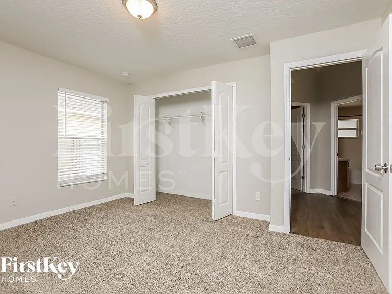 34333 Shadewood Cir — Photo 12