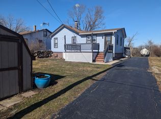 27109 W Park Ave, Antioch, IL 60002