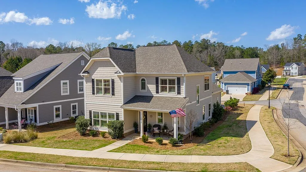 1120 Carriage Ridge Dr photo 1