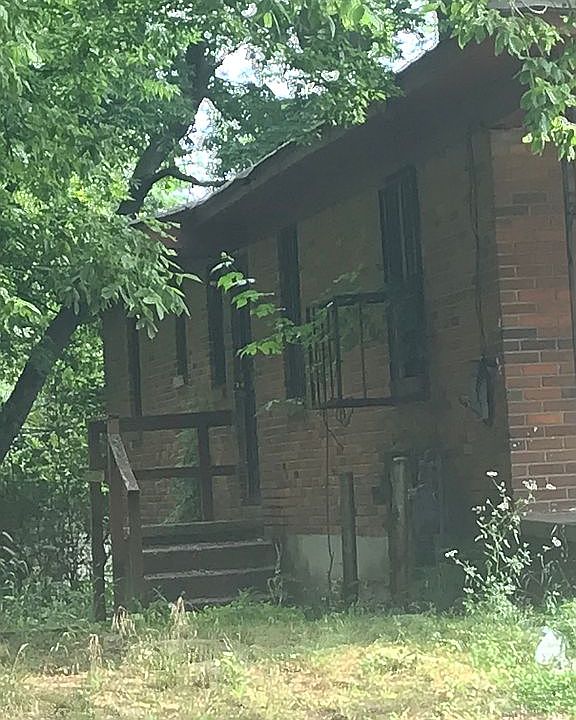 2nd image of 127 W Person Ave