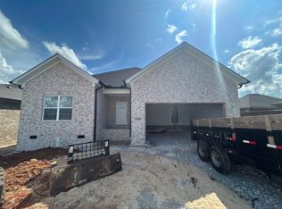 1350 Helmsdale Ave, Bowling Green, KY 42101