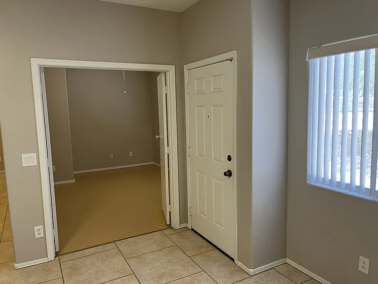 2300 E Magma Rd #28 — Photo 11