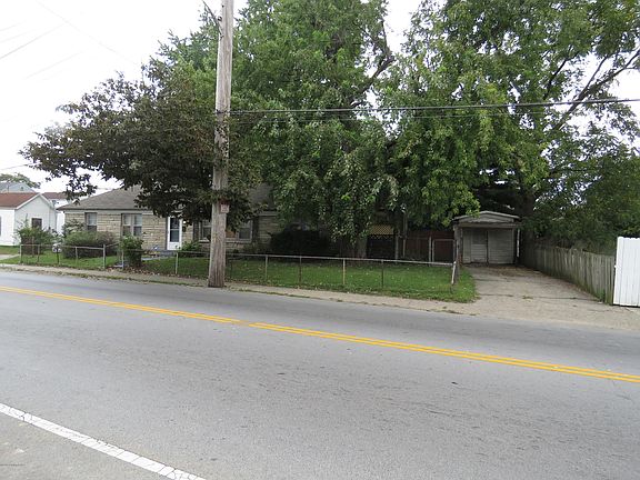 2nd image of 2108 Gilligan St