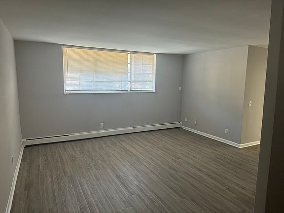 5th image of 2457 Westwood Northern Blvd #2B