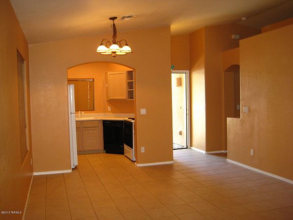 3rd image of 8144 N Carefree Way