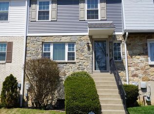 645 Saint Anthony Ln, Upper Darby, PA 19082
