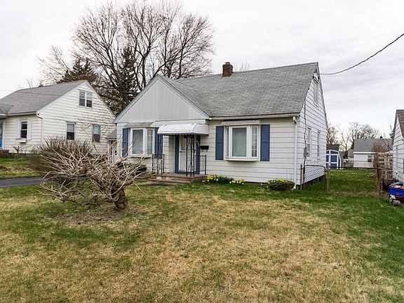 2nd image of 629 Delmar Pl