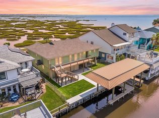 1264 Blue Heron St, Bayou Vista, TX 77563