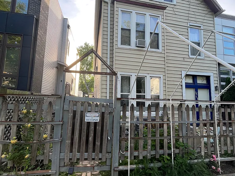 1638 N Richmond St #1R — Photo 1