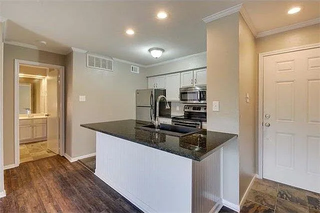 8888 Tallwood Dr #2207 — Photo 3
