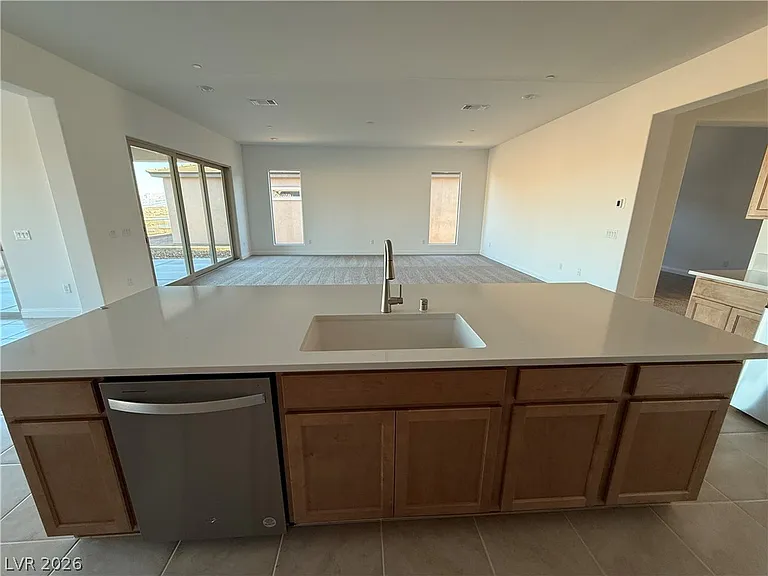 162 Sun Glaze Ave — Photo 23