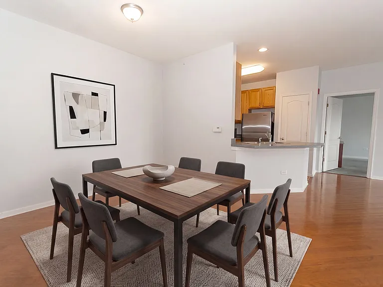 1299 W Lake St #302 — Photo 6