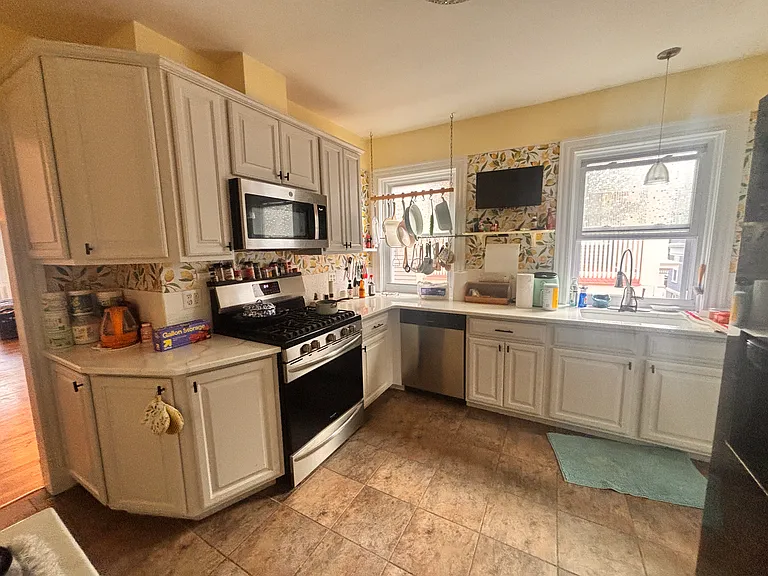 3 Fayette St #2 — Photo 2