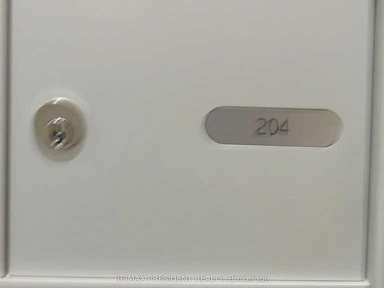 215 Veterans Dr #204 — Photo 25