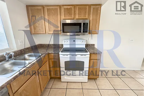 10802 N 16th Ave Photo 1