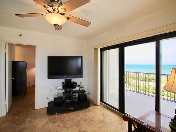 3rd image of 5163 N A1a APT 820