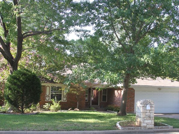 1001 Mockingbird Dr