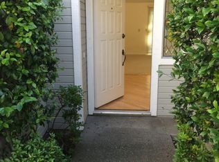 2330 Lakeview Dr, Santa Rosa, CA 95405