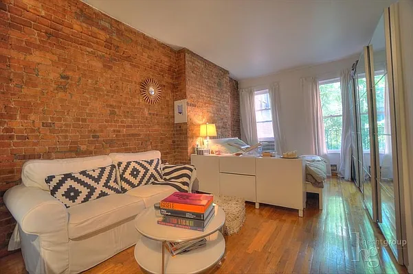 Rented by Hecht Group | media 1