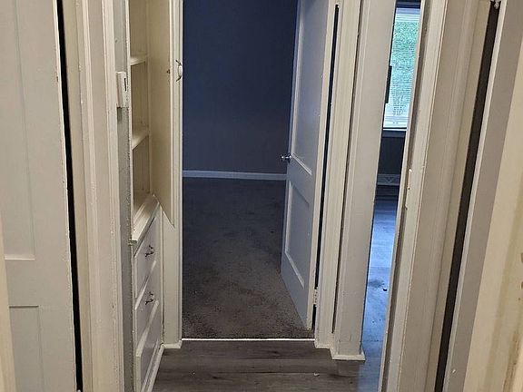 4th image of 6630 Walrond Ave