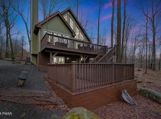 463 Northgate Rd, Lake Ariel, PA 18436