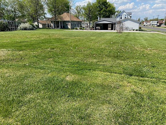 3rd image of 0 N Kaskaskia St