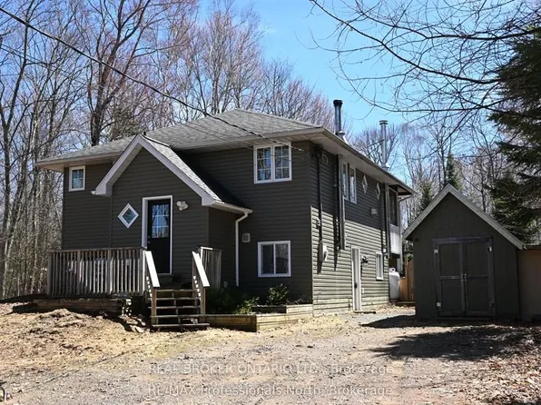 351 Chub Lake Rd, Huntsville, ON P1H 1S4