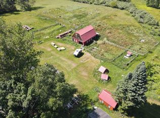 4626 S Center Hwy, Suttons Bay, MI 49682