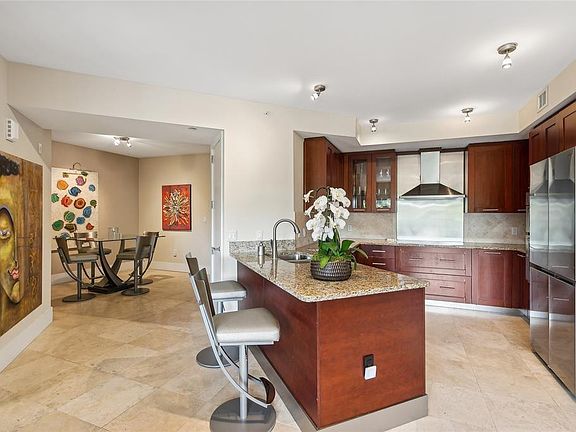 3rd image of 2409 N Ocean Blvd #327