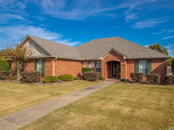 1210 Calloway Dr, Conway, AR 72034