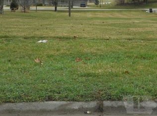 609 N Jefferson St, Sigourney, IA 52591