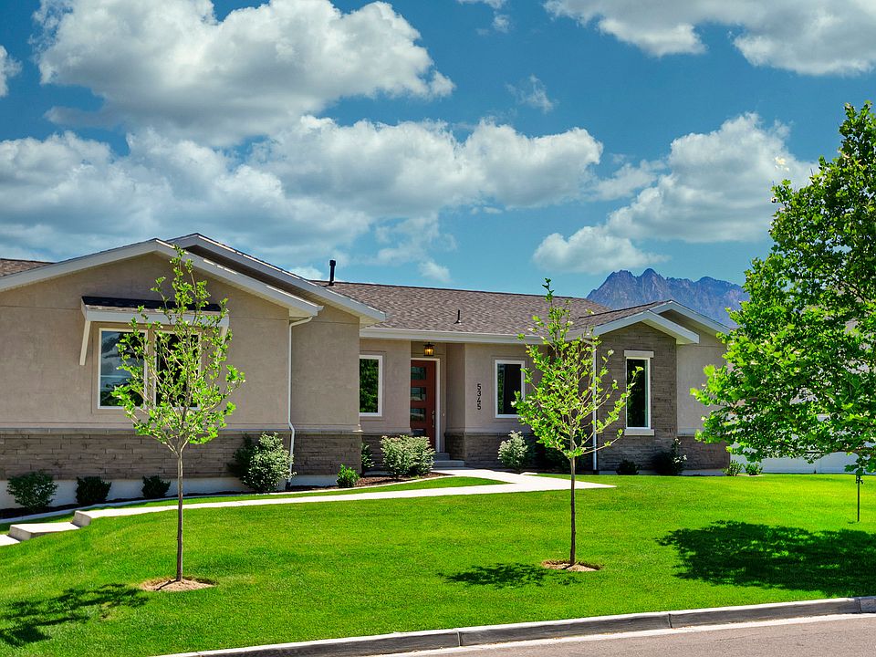 1st image of 5345 S Kenwood Dr #101