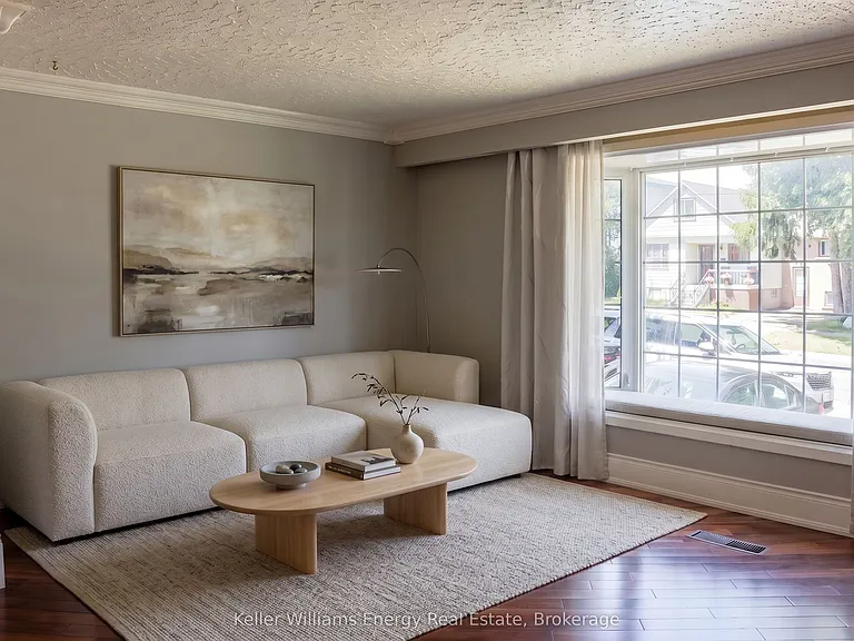 349 Adelaide Ave W #1 — Photo 10
