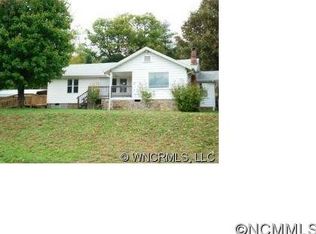 12 Warren Creek Rd, Candler, NC 28715