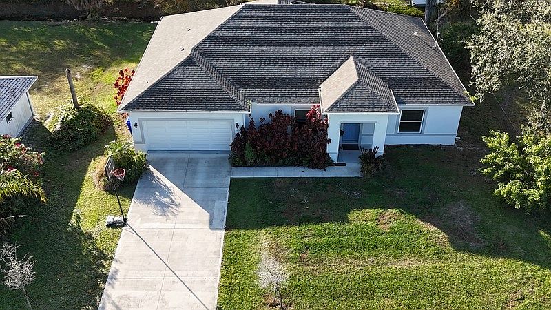 1st image of 1014 Guava St