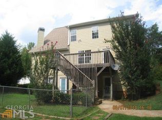1070 Hunters Crossing Ln, Monroe, GA 30656