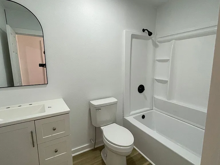 609 Cox St — Photo 12