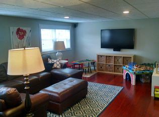 7718 Nantucket Dr, Darien, IL