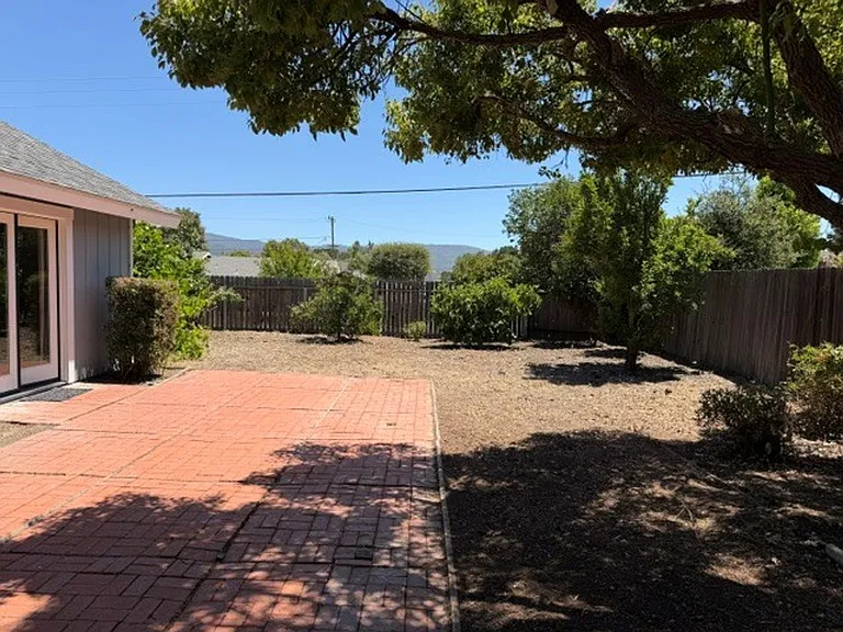 1309 Cheyenne Ln — Photo 11
