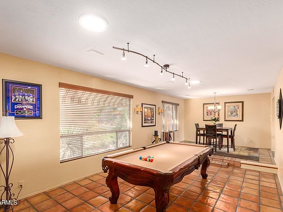 5th image of 312 E Braeburn Dr