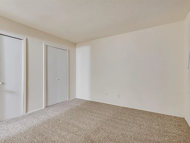 Sunflower Dr — Photo 22