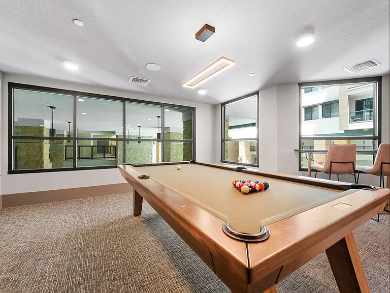 Scottsdale Grand — Photo 43