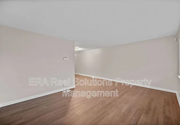 8268 Sandy Ln #B — Photo 6