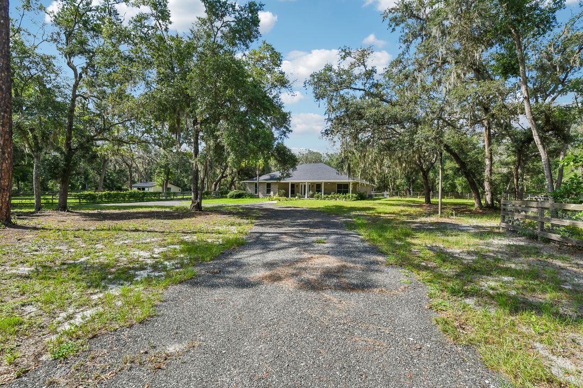 Pearsall Cir-S1008-001.jpg