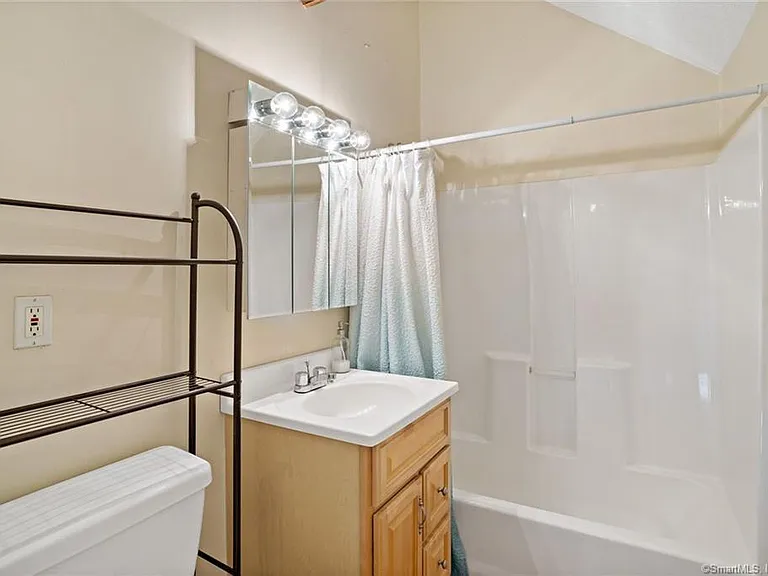 210 Broadway #210 — Photo 25