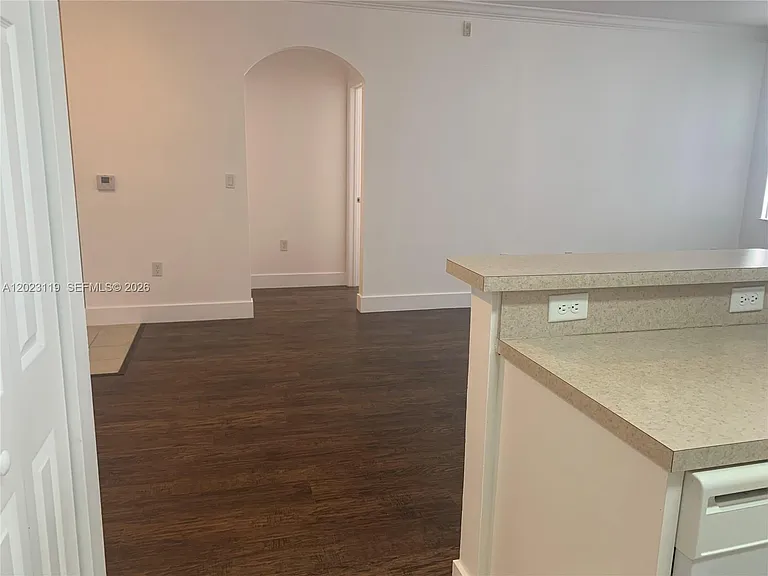 4702 SW 160th Ave #325 — Photo 8