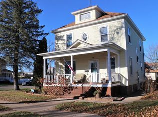 28 W Spirit Ave, Tomahawk, WI 54487