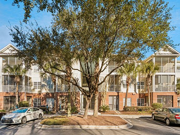 2nd image of 1515 Basildon Rd