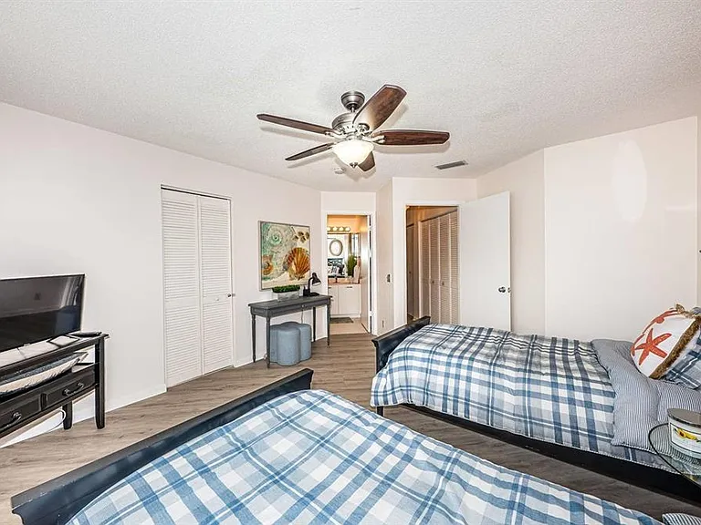 6141 Bahia Del Mar Blvd #229 — Photo 17